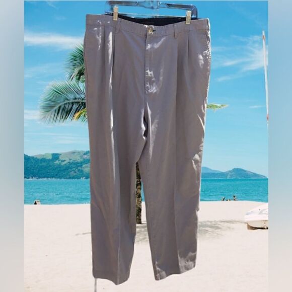TOMMY HILFIGER KHAKI PANTS SIZE 40/32 - Picture 1 of 4